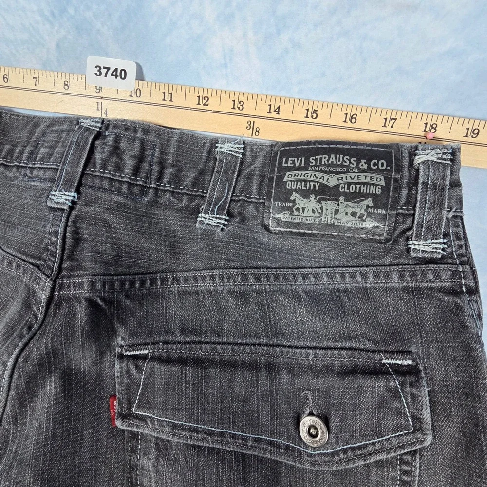 Vintage Y2K Levis 569 Loose Straight Jeans Mens 38x32 Black Faded